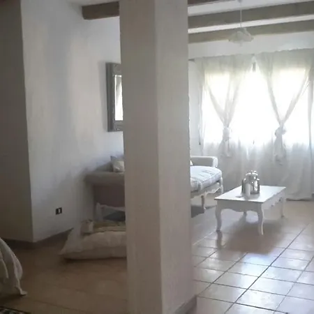 Maison Et Charme Bed & Breakfast